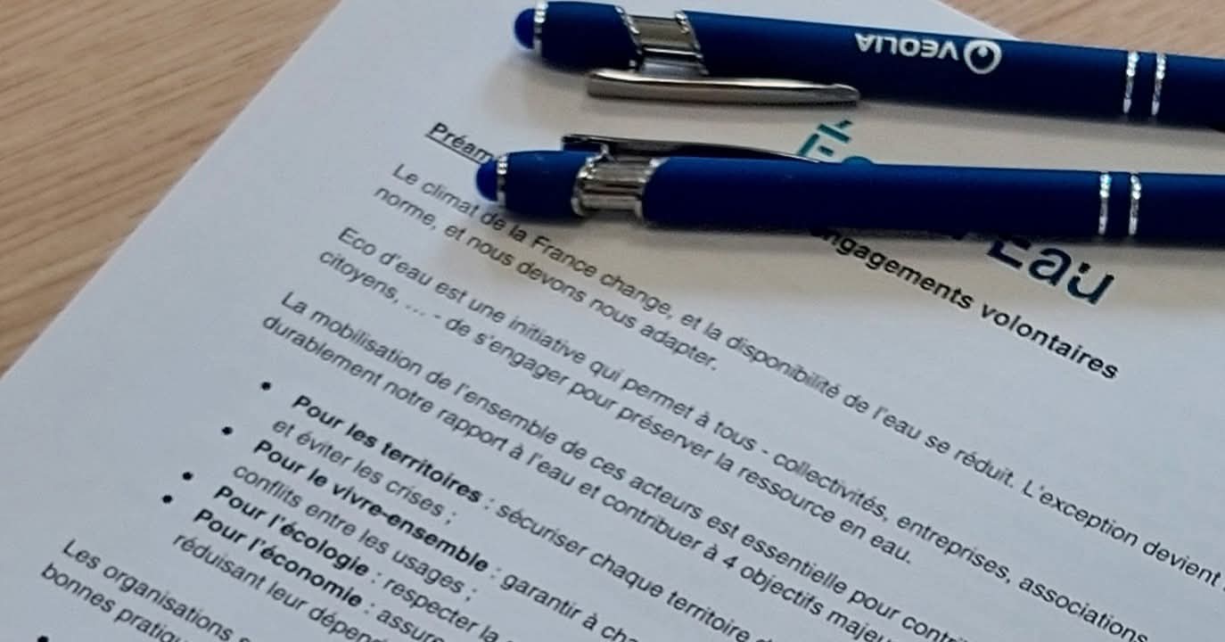 Signature Veolia 02.jpg